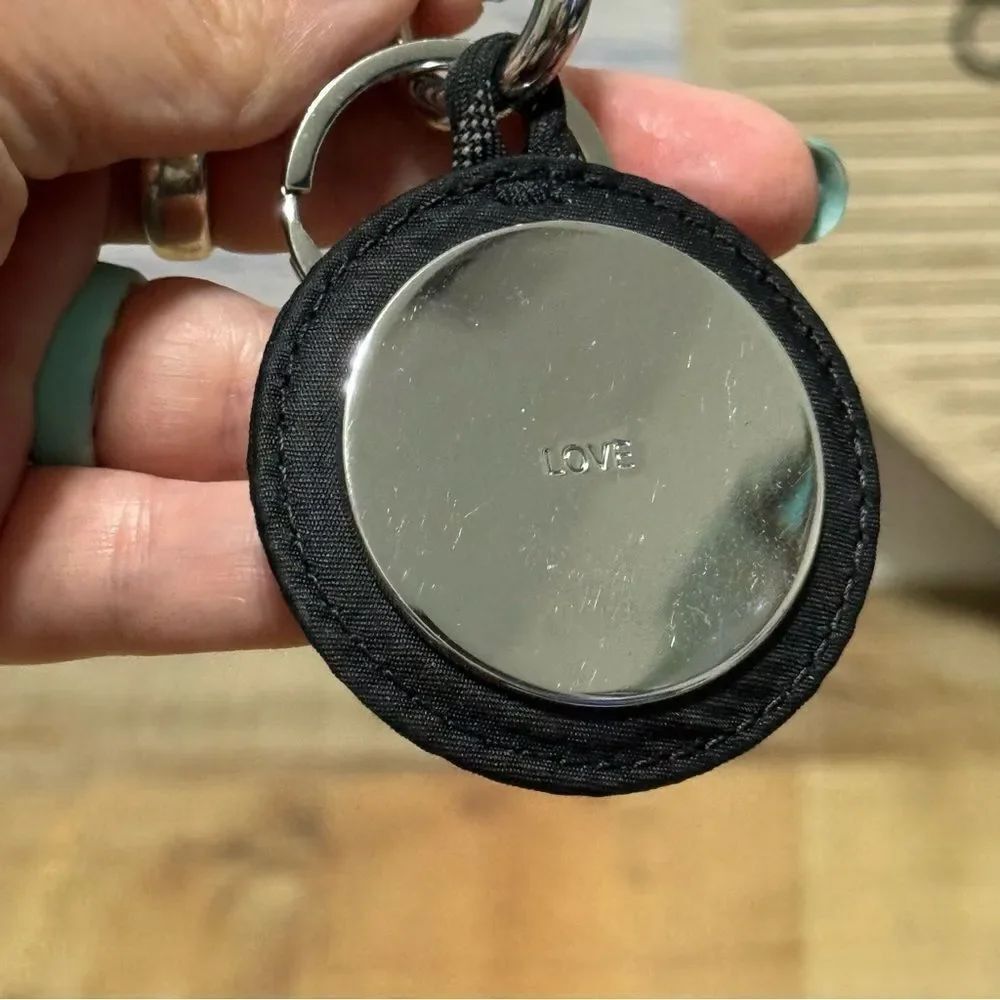 Lululemon Logo Keychain - Picture 8 of 9